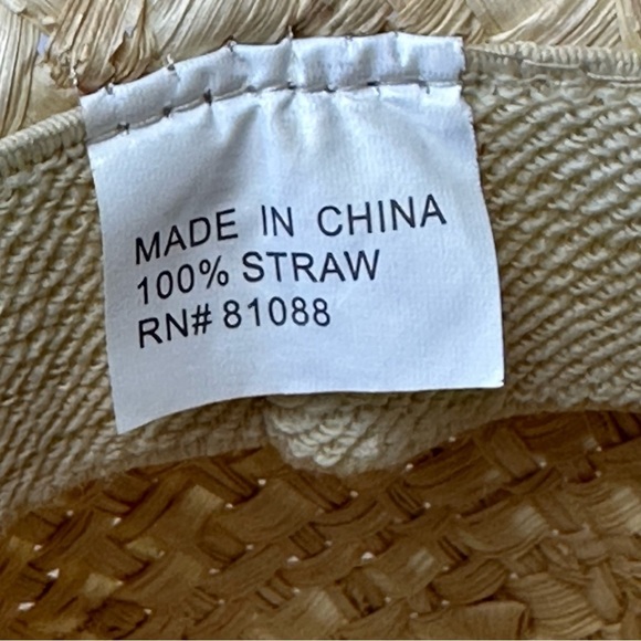 Women's Embroidered Natural Straw Cowbody Hat - Picture 11 of 12